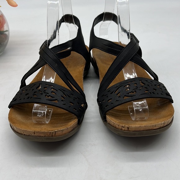 Bearpaw Black Suede Sandal Size 9. BSN2679D - Picture 2 of 8